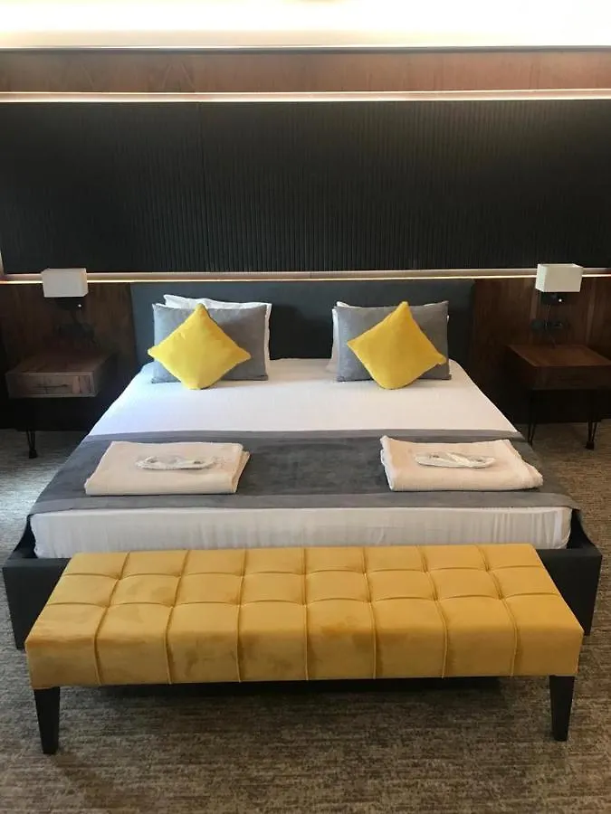 Uk Ankara Hotel 4*,